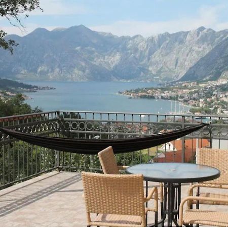 Apartment Darko Kotor Buitenkant foto